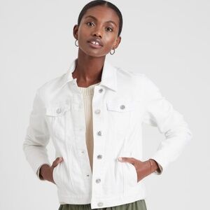 Banana Republic white denim jacket, petite small